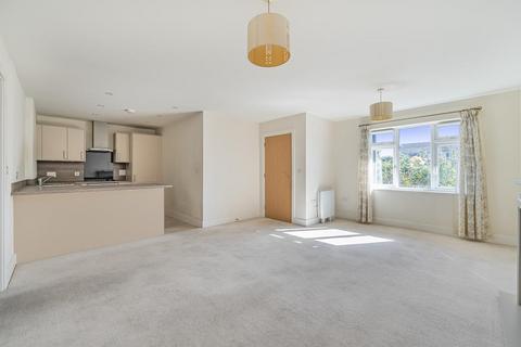 2 bedroom flat for sale, Sunbury-On-Thames,  Middlesex,  TW16