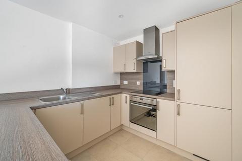 2 bedroom flat for sale, Sunbury-On-Thames,  Middlesex,  TW16