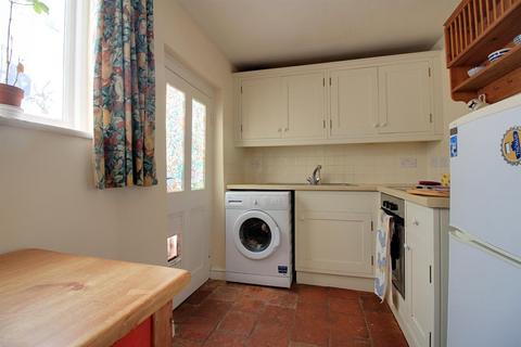 1 bedroom terraced house to rent, The Street, Heydon