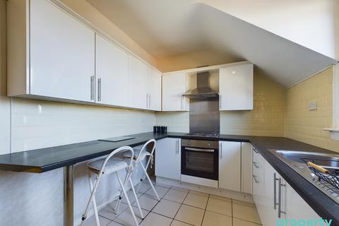 2 bedroom flat for sale, Stirling Street, Coatbridge, North Lanarkshire, ML5