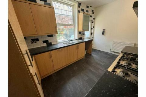 2 bedroom terraced house for sale, Trinity Street, Middleton, Manchester