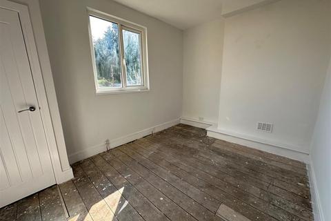 1 bedroom flat to rent, Queens Road, Aldershot