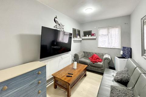 1 bedroom flat for sale, 9 Roxwell Road, Barking, Essex, IG11 0PP