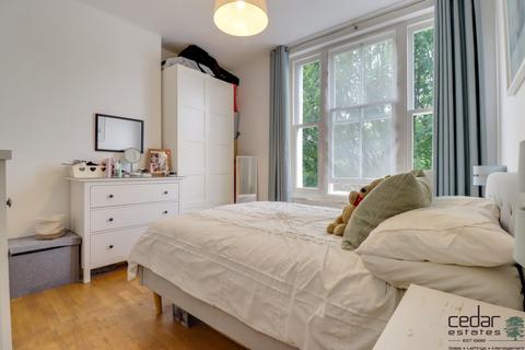 2 bedroom flat to rent, Hilldrop Road, Kentish Town N7