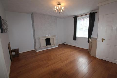 2 bedroom cottage to rent, Chapel Street, Horwich, Bolton