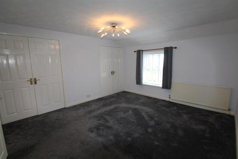 2 bedroom cottage to rent, Chapel Street, Horwich, Bolton