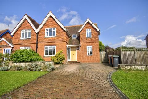 4 bedroom semi-detached house for sale, Upper Green Road, Tonbridge TN11