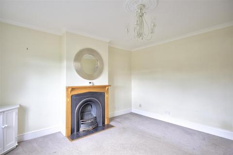 4 bedroom semi-detached house for sale, Upper Green Road, Tonbridge TN11