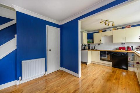 8 Blackgates Fold, Tingley, Wakefield, WF3 1TF
