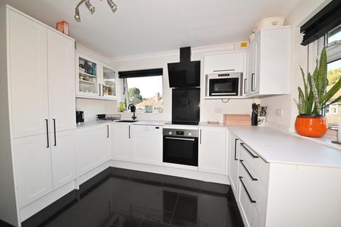 3 bedroom maisonette for sale, Shaef Way, Teddington TW11