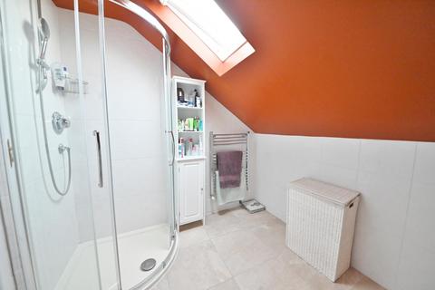 4 Shaef Way, Teddington, TW11 0DG