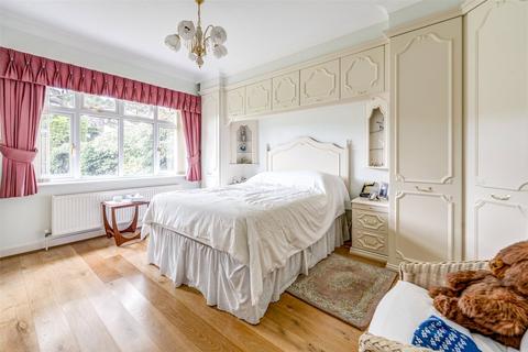 18 Jersey Road, Ferring, Worthing, BN12 5PU