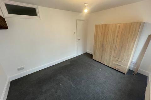 1 bedroom apartment to rent, Marlborough Street, Faringdon, Oxfordshire, SN7