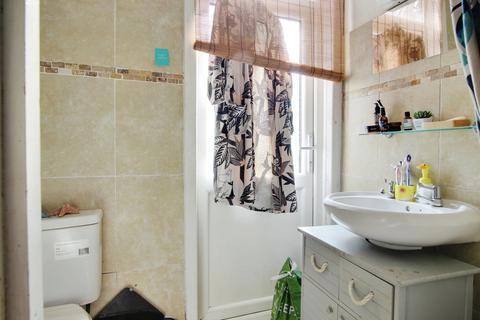 17 Albert Road, Canterbury, CT1 1UJ