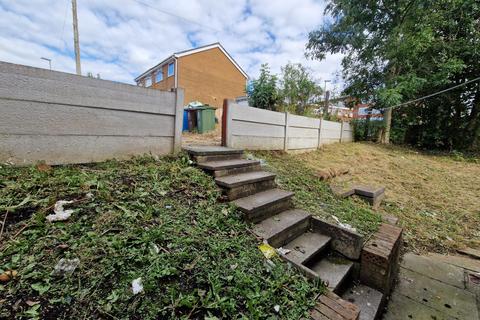 39 Denmark Way, Chadderton, Oldham, OL9 6SD