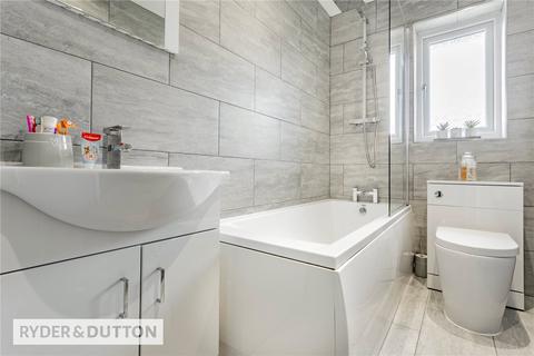10 Watersheddings Way, Oldham, OL4 2RE
