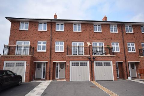 4 bedroom townhouse to rent, Gilder Way, Little Sutton, Ellesmere Port