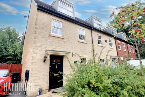 3 bedroom townhouse for sale, Woodbourn Gardens, Wombwell