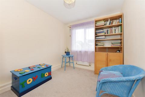 2 bedroom flat for sale, 205 Cortis Road, London