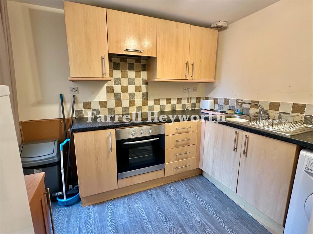 Regent Road, Morecambe LA3 1 bed flat to rent £625 pcm (£144 pw)