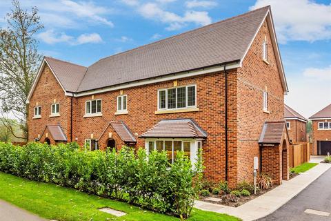 3 bedroom house for sale, Woodroffe Close, Ash, Guildford