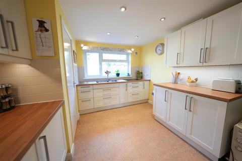 3 bedroom cottage for sale, Nr DOLTON