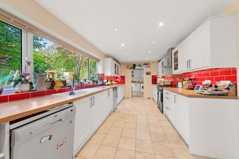 4 bedroom detached house for sale, The Fairways, Tunbridge Wells TN4