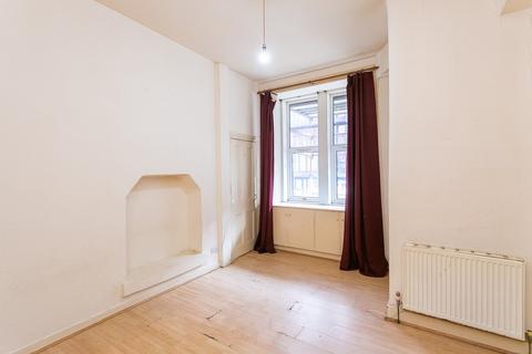 1 bedroom ground floor flat for sale, Gibson Terrace, Edinburgh, EH11