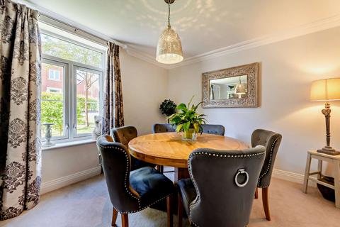 3 Brackenwood, Midhurst, GU29 0FB