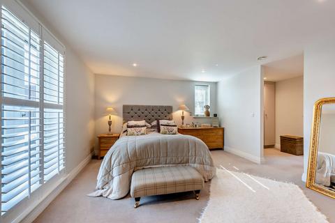 3 Brackenwood, Midhurst, GU29 0FB