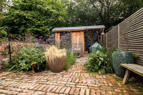 41 Marshall Road, Manchester, M19 2EG