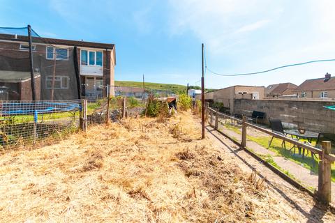 4 bedroom semi-detached house for sale, Lluest, Ystradgynlais, Swansea. SA9