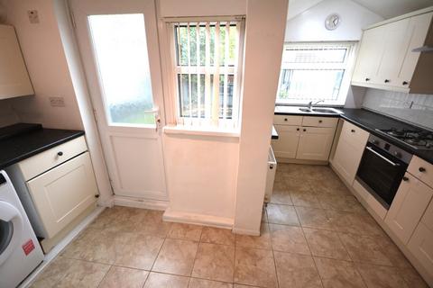 2 bedroom end of terrace house for sale, Bolton Road North, Ramsbottom BL0