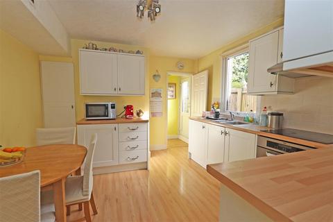 6 bedroom semi-detached house for sale, Glossop Road, South Croydon