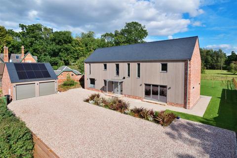 4 bedroom detached house for sale, Byford Common, Herefordshire