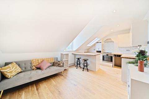 1 bedroom apartment for sale, Vicarage Park, London