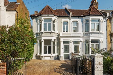 4 bedroom end of terrace house for sale, Hurstbourne Road, Forest Hill, London