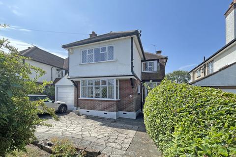 3 bedroom detached house for sale, Rutherwyke Close,  Stoneleigh, KT17