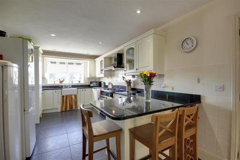 4 bedroom detached house for sale, Mill Lane, Scalby, Gilberdyke