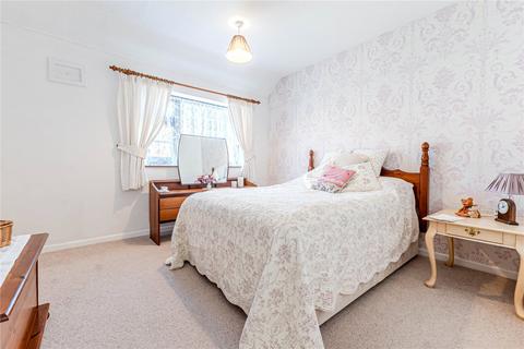 3 bedroom semi-detached house for sale, Manor Road, Rothwell, Leeds, West Yorkshire