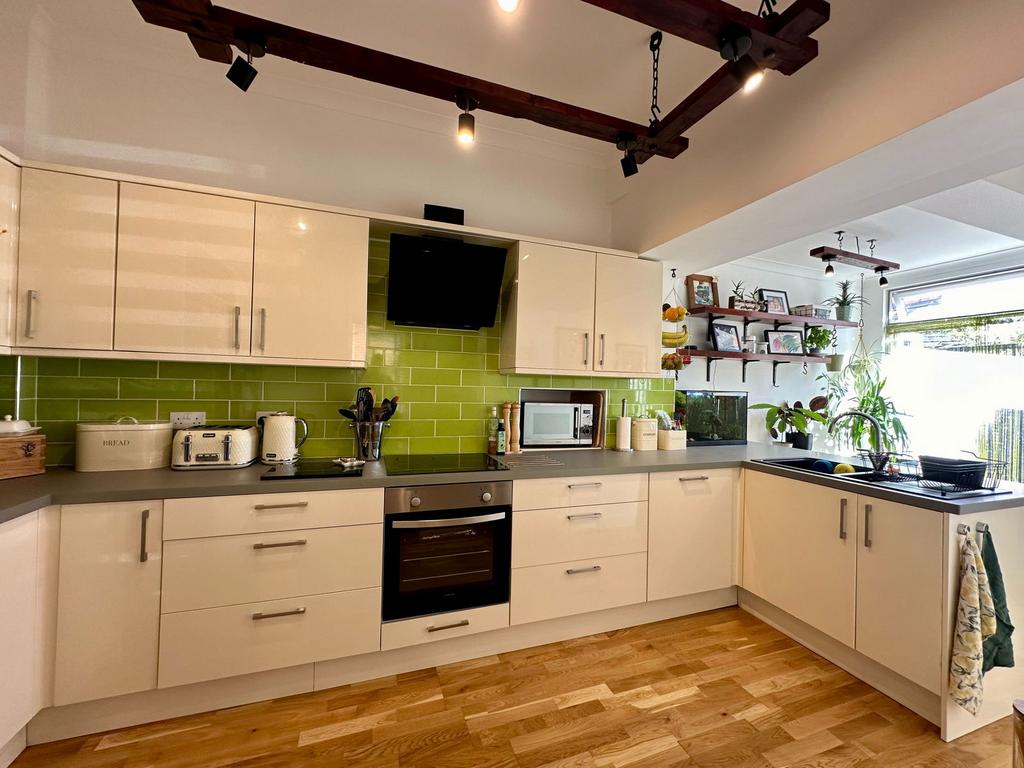 Fisher Street, Paignton 3 bed end of terrace house for sale £295,000