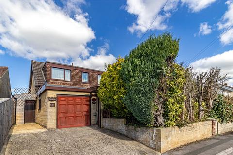 3 bedroom detached house for sale, Dores Road, Wiltshire SN2