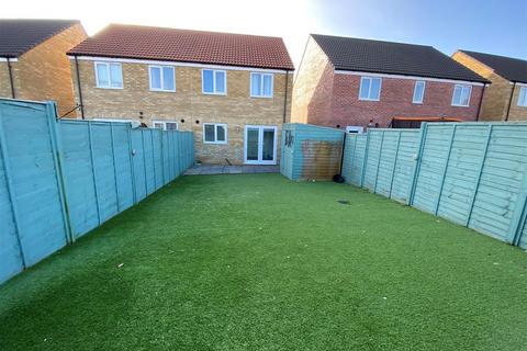 3 bedroom semi-detached house for sale, Pritchard Close, Oulton, Lowestoft