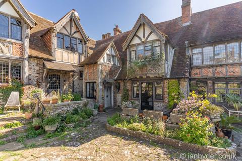 4 bedroom terraced house for sale, Tudor Close, Dean Court Road, Rottingdean, Brighton BN2