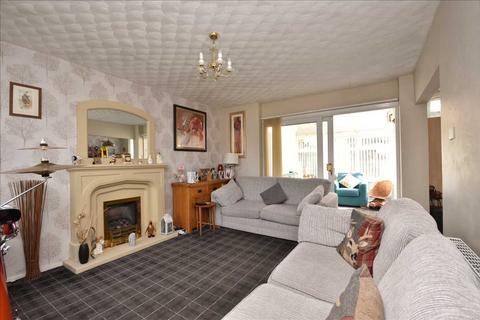 3 bedroom detached house for sale, Bay Tree Road, Clayton-Le-Woods, Chorley