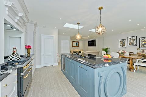 66 Berrylands, Surbiton, KT5 8JY