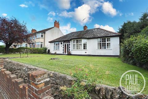 5 bedroom detached bungalow for sale, Carlton Road, Lowestoft, NR33