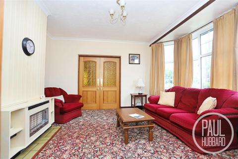 5 bedroom detached bungalow for sale, Carlton Road, Lowestoft, NR33