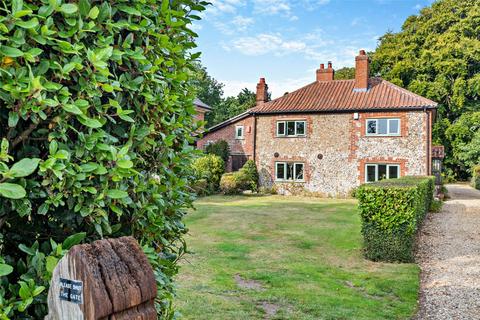 3 bedroom detached house for sale, Watton Road, Little Melton, Norwich, Norfolk, NR9