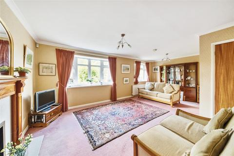 4 bedroom detached house for sale, Willmers Close, Bedford